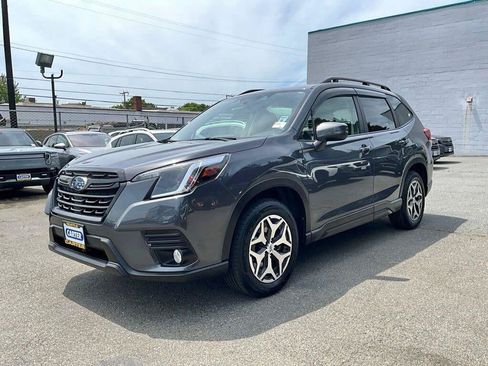 Certified 2023 Subaru Forester Premium AWD/4WD image 5