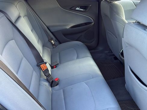 Used 2018 Chevrolet Malibu LT w/ Driver Confidence Package image 29