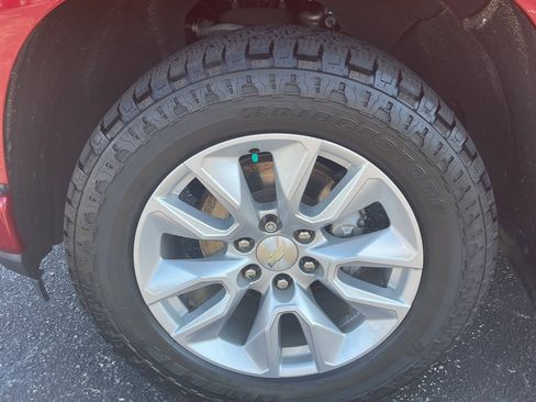 Used 2019 Chevrolet Silverado 1500 Custom w/ Custom Convenience Package image 10