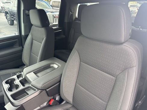 New 2026 GMC Sierra 2500 SLE AWD/4WD image 17