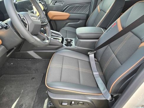 New 2026 GMC Canyon AT4 w/ Nightfall Edition AWD/4WD image 8