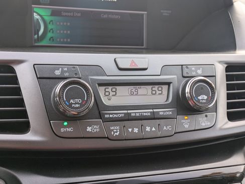 Used 2014 Honda Odyssey EX-L image 19