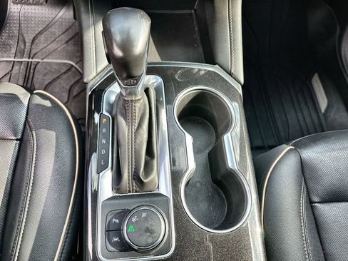 Certified 2021 Chevrolet Blazer Premier image 16