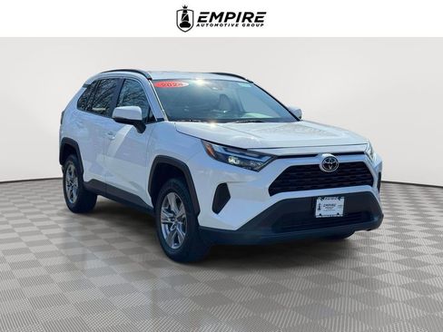 Used 2024 Toyota RAV4 XLE image 1