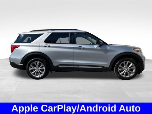 Used 2024 Ford Explorer XLT w/ Equipment Group 202A AWD/4WD image 6