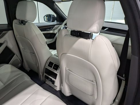 Used 2025 Jaguar F-PACE R-Dynamic S image 22