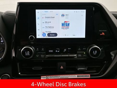 Certified 2026 Toyota Highlander XLE w/ Protection Package #3 (TMS) AWD/4WD image 13