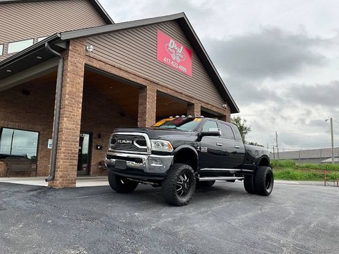 Used 2018 RAM 3500 Laramie Longhorn AWD/4WD image 22