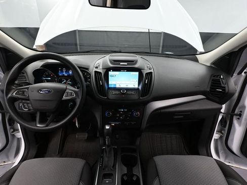 Used 2017 Ford Escape SE w/ Equipment Group 201A image 25