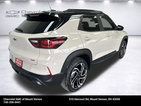 New 2026 Chevrolet TrailBlazer RS w/ Convenience Package FWD image 4