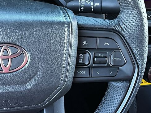 Used 2025 Toyota Tacoma TRD Pro image 14