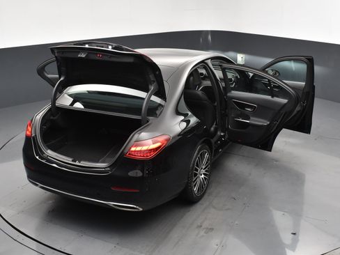 Used 2023 Mercedes-Benz C 300 Sedan image 23