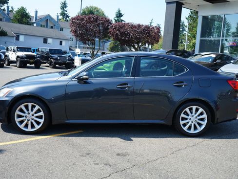 Used 2009 Lexus IS 250 RWD image 2