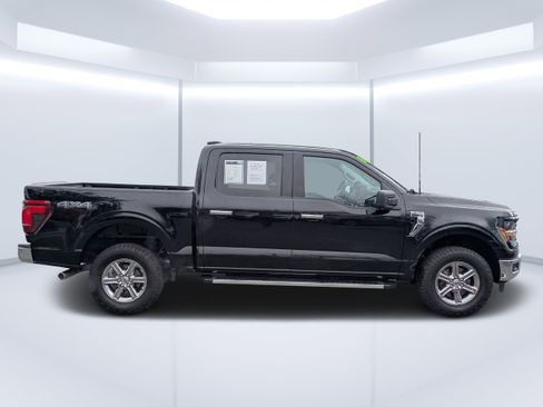 Used 2024 Ford F150 XLT w/ Tow/Haul Package image 2