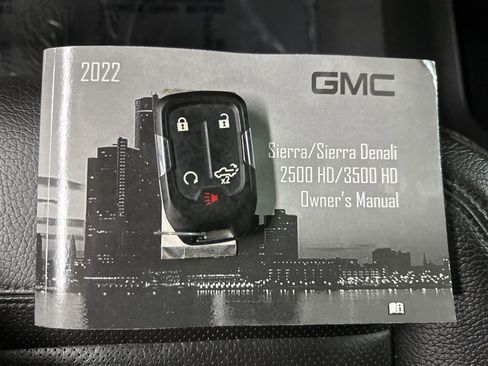 Used 2022 GMC Sierra 2500 Denali w/ Denali Ultimate Package image 42