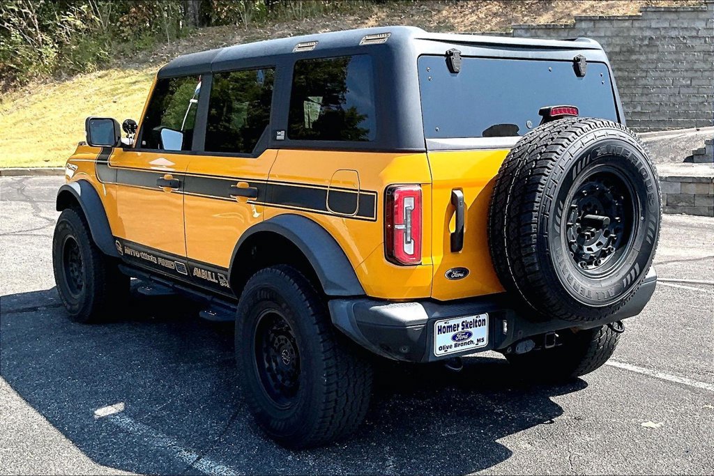 Used 2021 Ford Bronco Badlands AWD/4WD image 3