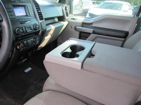 Used 2018 Ford F150 XLT w/ XTR Package AWD/4WD image 17