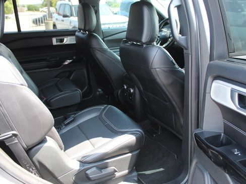 Used 2021 Ford Explorer ST w/ Equipment Group 401A AWD/4WD image 14