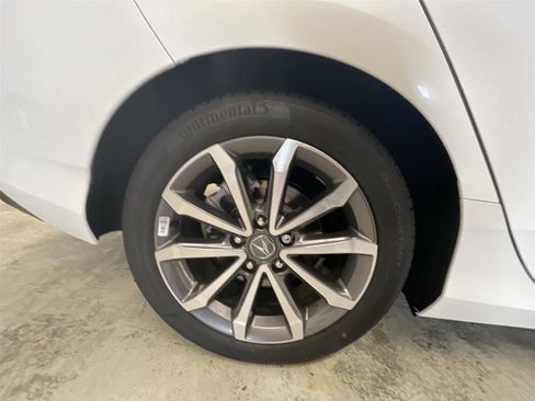 New 2026 Acura Integra FWD image 24