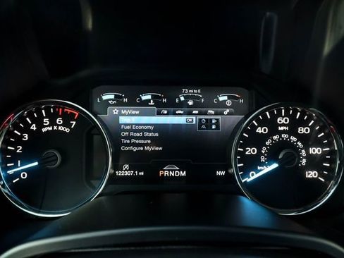 Used 2018 Ford F150 Platinum w/ Equipment Group 701A Luxury AWD/4WD image 5