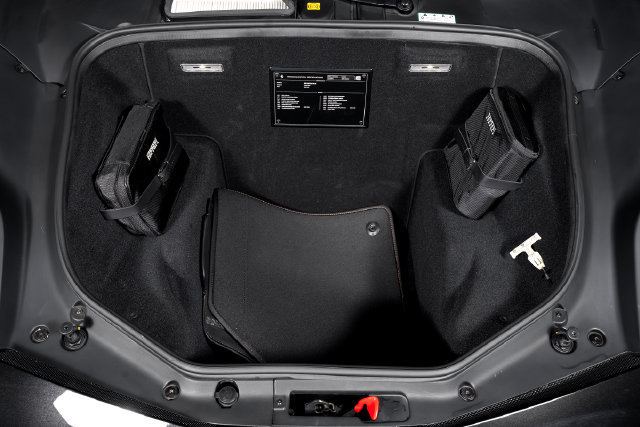 Certified 2018 Ferrari 488 Spider RWD image 16