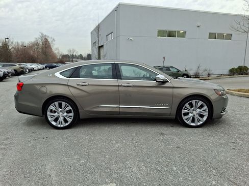 Used 2018 Chevrolet Impala Premier w/ Premier Confidence Package image 7