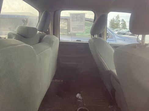 Used 2015 RAM 1500 Express AWD/4WD image 19
