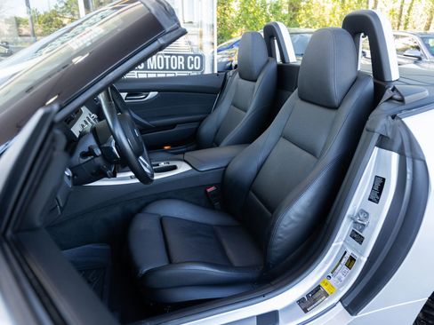 Used 2009 BMW Z4 sDrive35i image 17