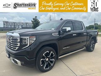 Used 2023 GMC Sierra 1500 Denali w/ Denali Reserve Package AWD/4WD video 1