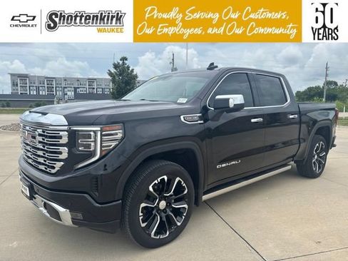 Used 2023 GMC Sierra 1500 Denali w/ Denali Reserve Package AWD/4WD image 1