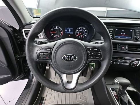 Used 2017 Kia Optima LX FWD image 23