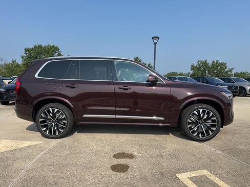 New 2026 Volvo XC90 T8 Ultra image 9