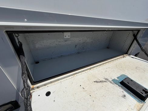 Used 2016 Ford E-350 and Econoline 350 Super Duty w/ Power Windows & Locks Group RWD image 18