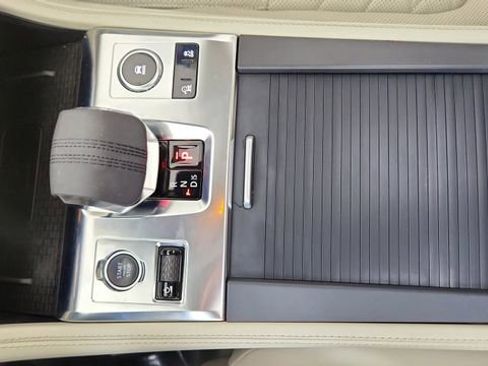 Used 2021 Jaguar F-PACE S image 47