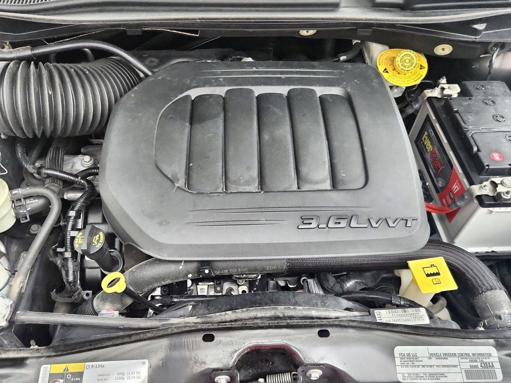 Certified 2019 Dodge Grand Caravan SE FWD image 38