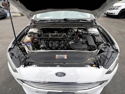 Used 2017 Ford Fusion S FWD image 10