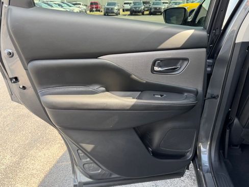 Used 2021 Nissan Murano SL w/ SL Moonroof Package AWD/4WD image 18