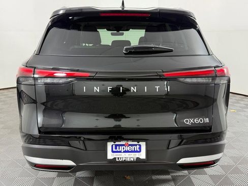 Certified 2026 INFINITI QX60 Luxe w/ Cargo Package image 4