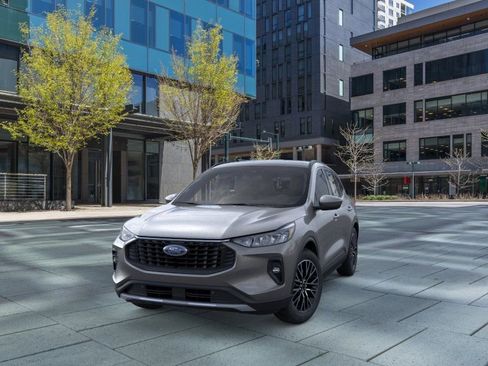 New 2026 Ford Escape SE FWD image 2