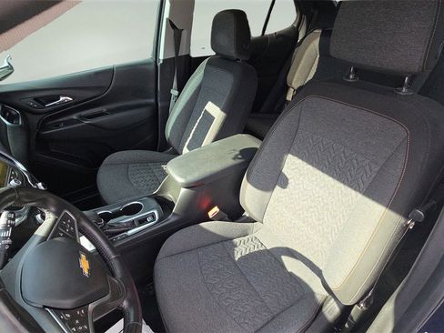 Used 2022 Chevrolet Equinox LT image 35