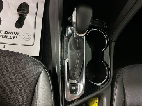 Used 2023 Buick Encore GX Preferred w/ Cold Weather Comfort Package FWD image 19