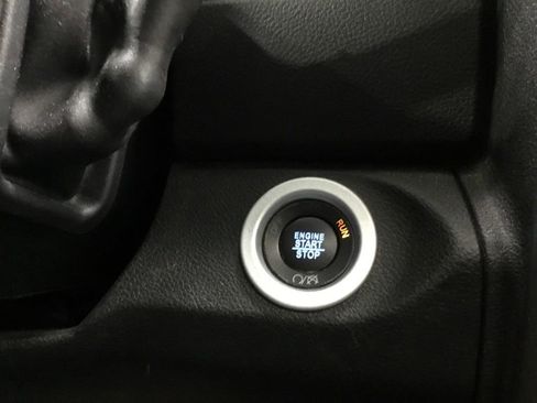 Used 2018 RAM 3500 Laramie Longhorn image 39