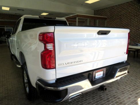 Used 2019 Chevrolet Silverado 1500 LT w/ Z71 Off-Road Package image 69