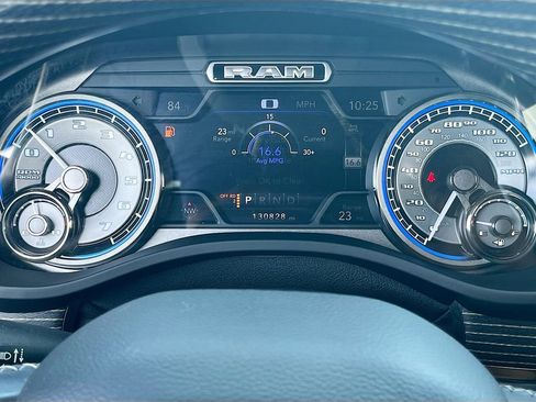 Used 2019 RAM 1500 Limited w/ Advanced Safety Group AWD/4WD image 12