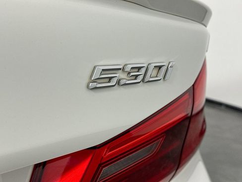 Used 2018 BMW 530i RWD image 29