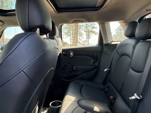 Used 2022 MINI Cooper S image 22