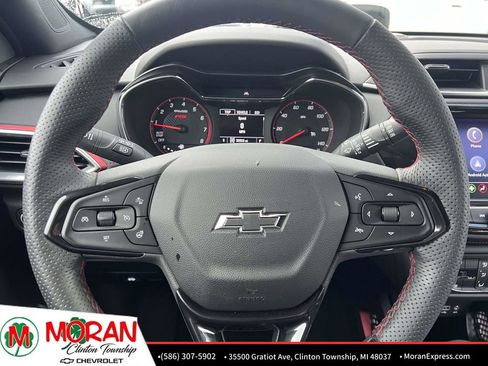 Certified 2023 Chevrolet TrailBlazer RS w/ Convenience Package AWD/4WD image 19