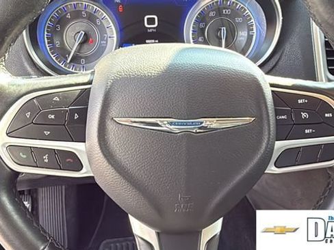 Used 2019 Chrysler 300 Touring w/ Sport Appearance Package RWD image 18