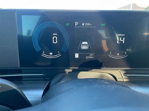 Used 2025 Hyundai Kona SEL image 40