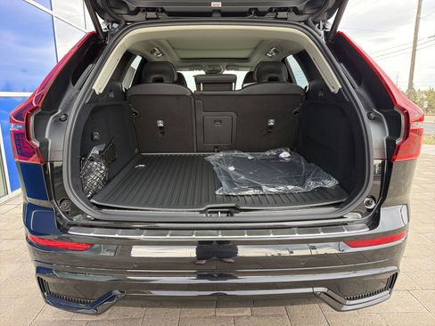 New 2026 Volvo XC60 B5 Ultra w/ Protection Package Premier image 9